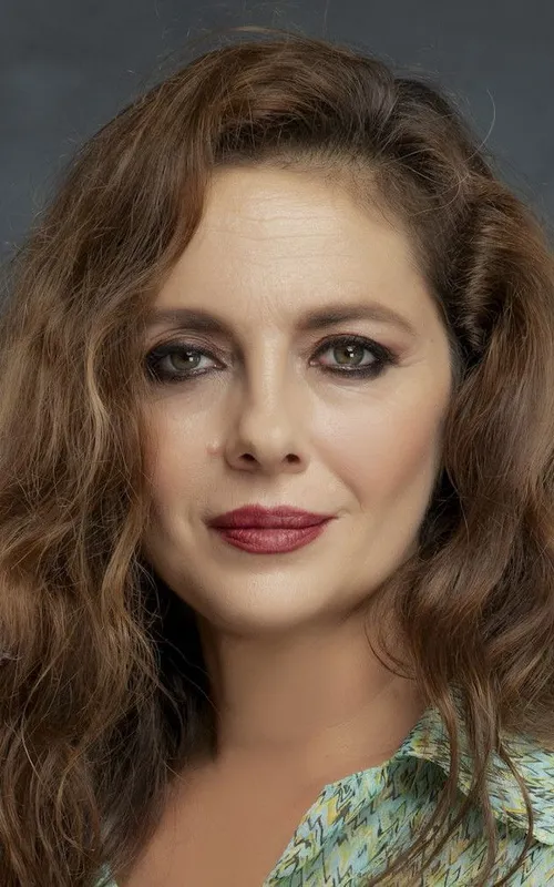 Nilüfer Açıkalın