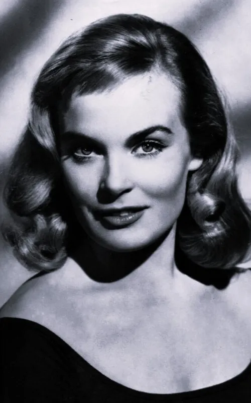 Shirley Eaton