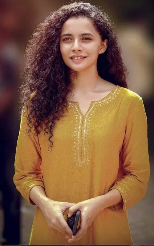 Athulya Chandra