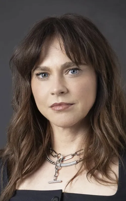 Fiona Dourif