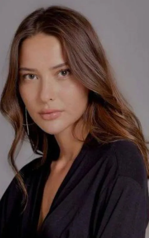 Elçin Zehra Irem