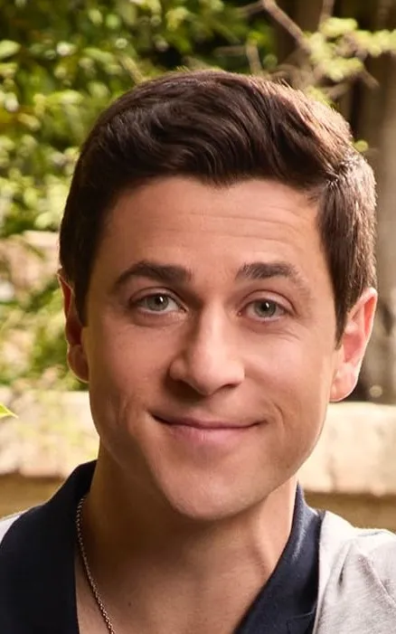 David Henrie