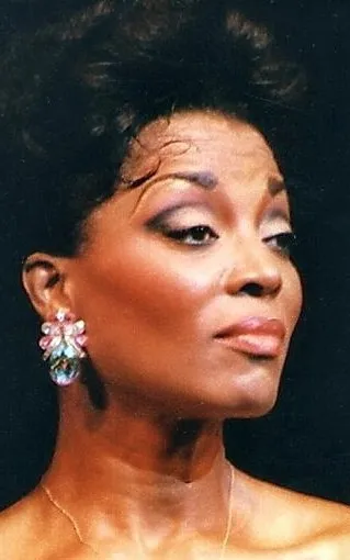 Wilhelmenia Fernandez