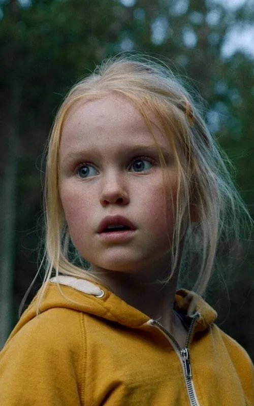 Rakel Lenora Fløttum