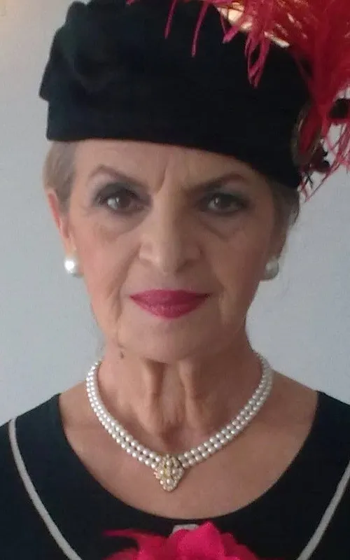Liana Navrot