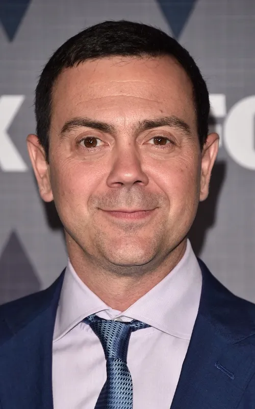 Joe Lo Truglio