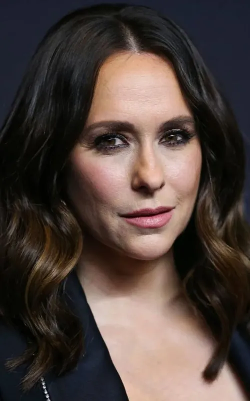 Jennifer Love Hewitt