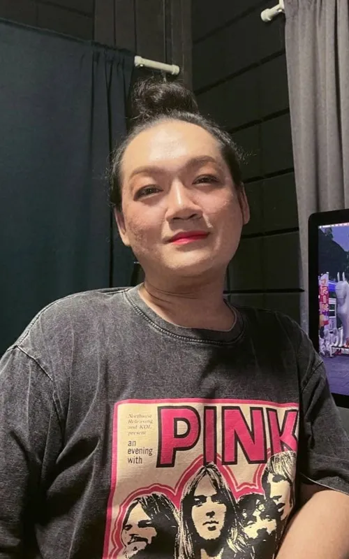 ภูวนัตถ์ สาธุธรรม