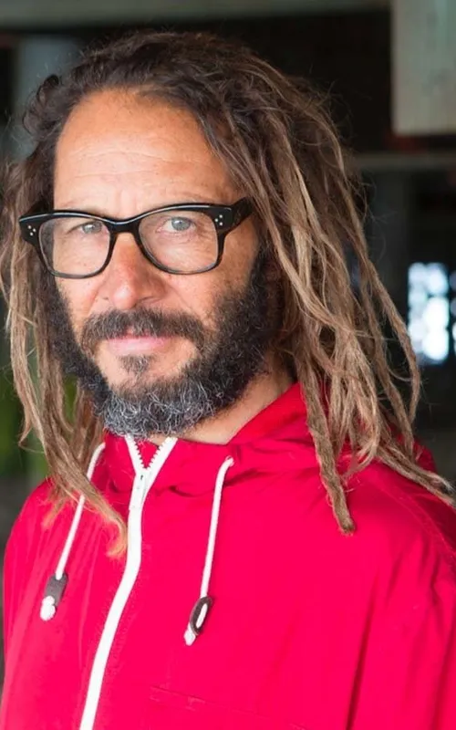Tony Alva
