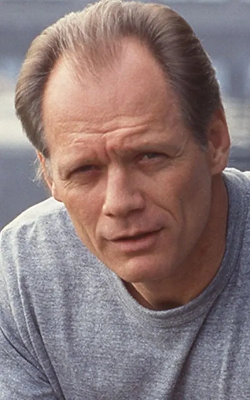 Fred Dryer