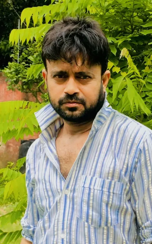 Akhomo Hasan