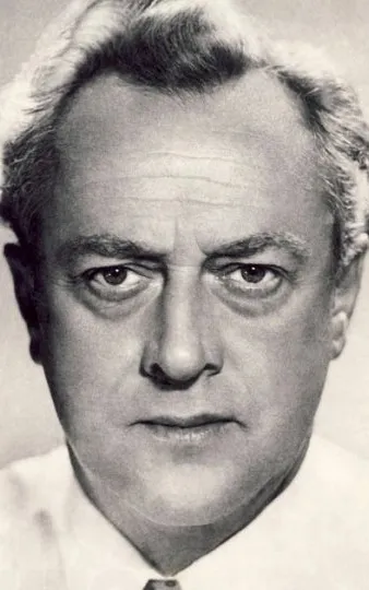 Vladislav Strzhelchik