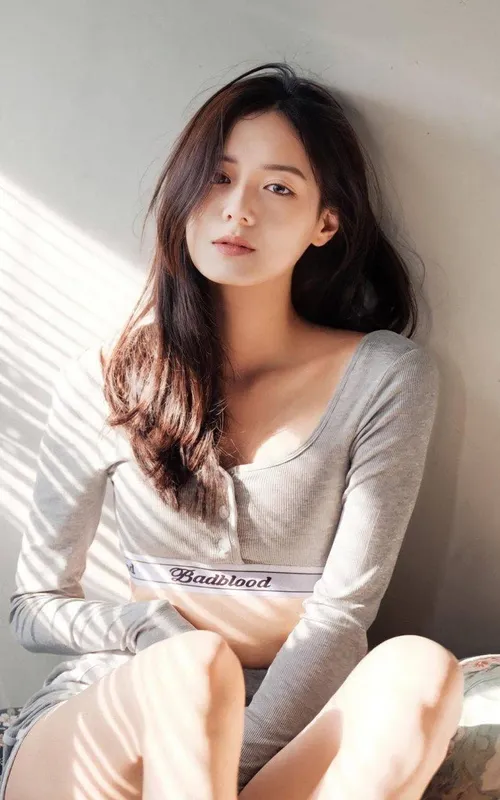 Shadow Wong Tsz-Ying