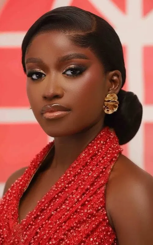 Chisom Agoawuike