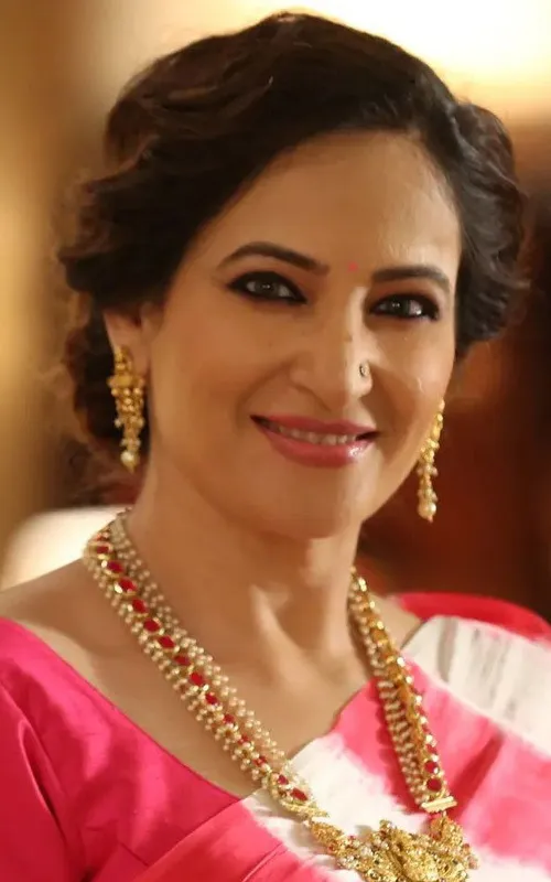 Rakshanda Khan