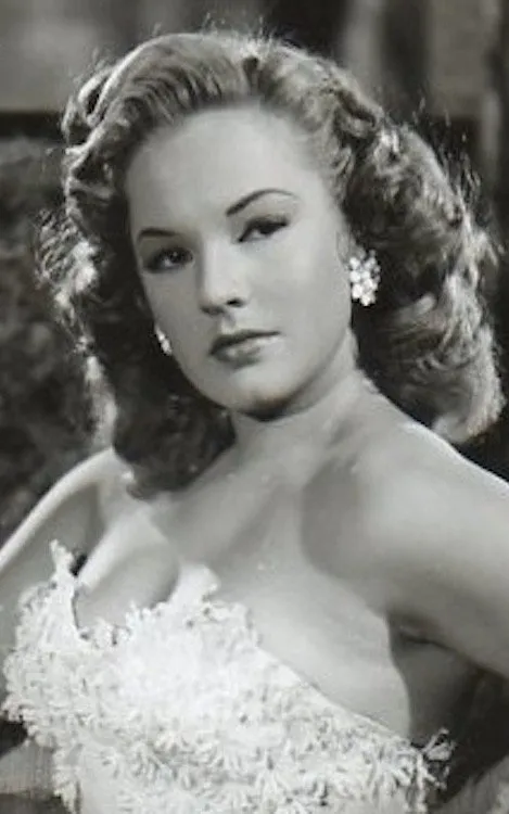Gina Romand
