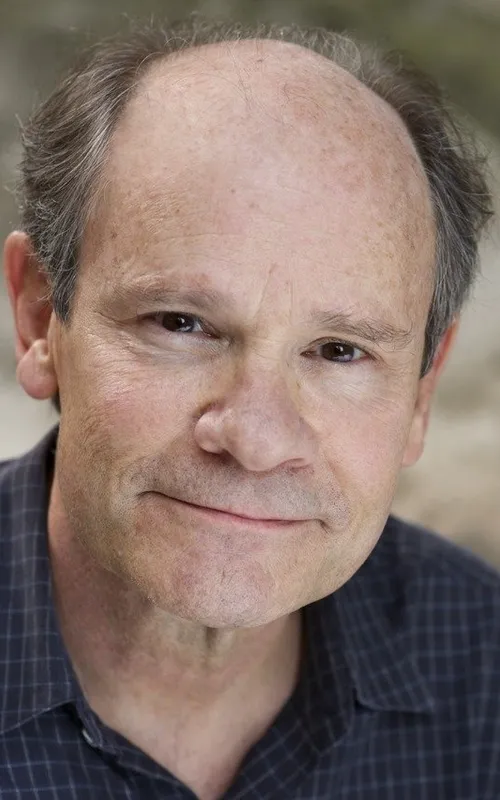 Ethan Phillips