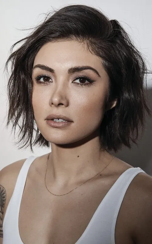 Daniella Pineda