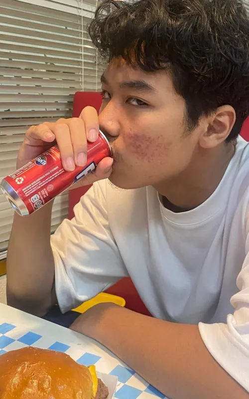 Syair Adharian