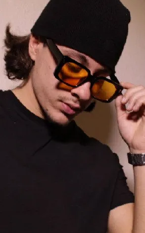 CAYN
