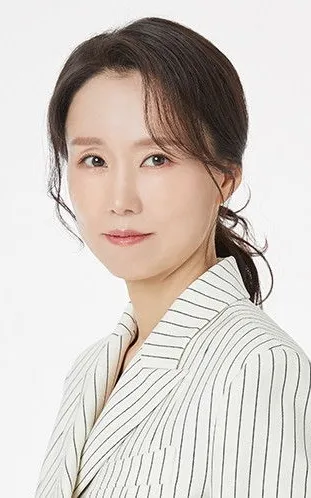 Goo Si-yeon
