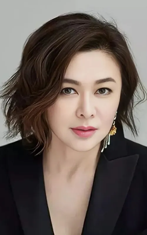 Rosamund Kwan Chi-Lam