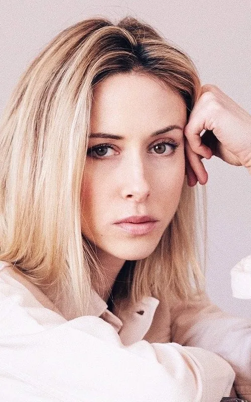 Gillian Zinser