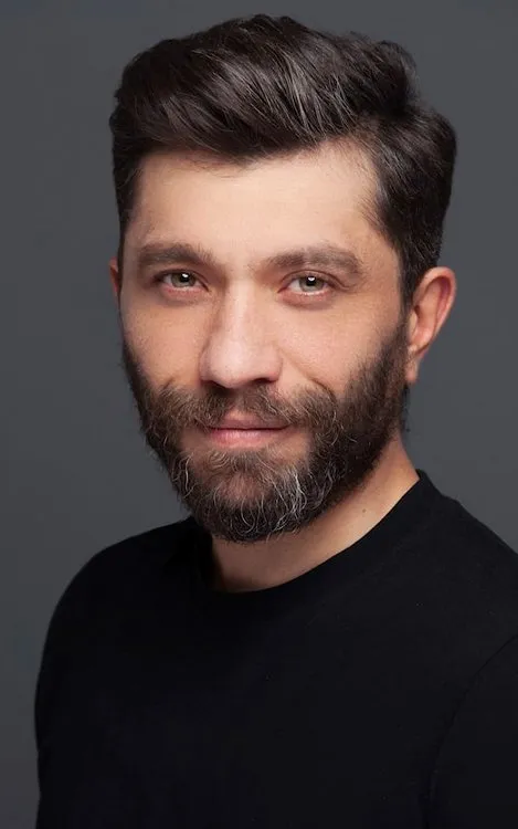 Özgür Emre Yıldırım