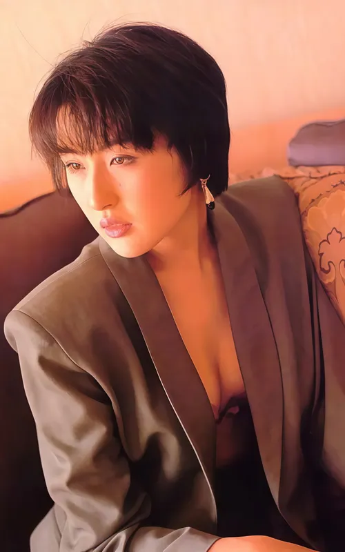 山口涼子