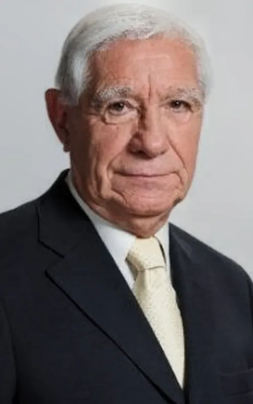 Enrique Macaya Márquez