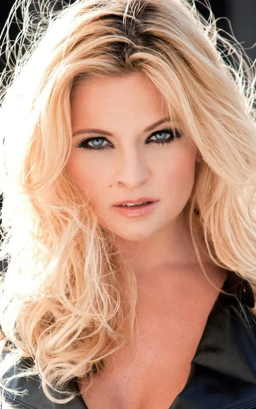 Bobbi Eden