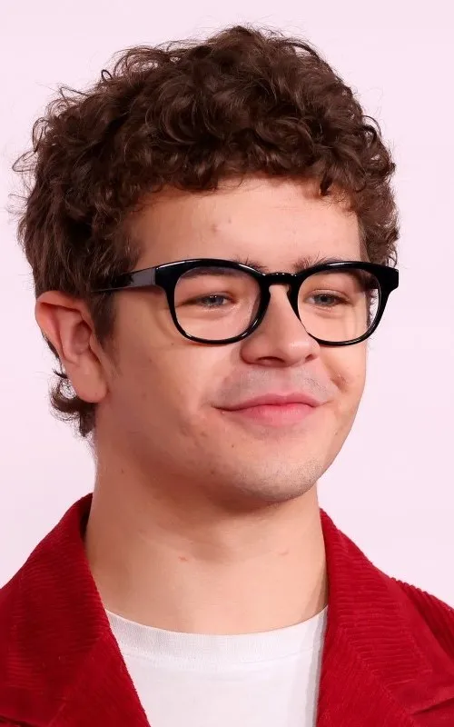 Gaten Matarazzo