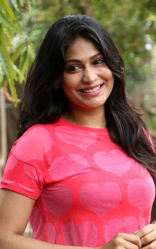 Vijayalakshmi Agathiyan
