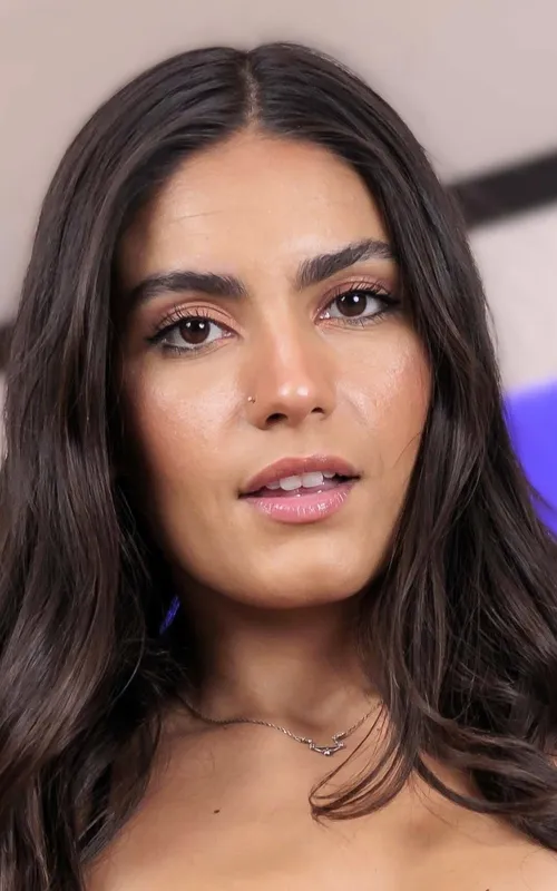 Isa Bella