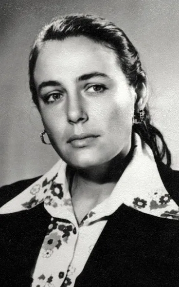 Nina Popova