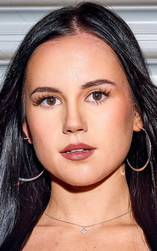 Iris Leon