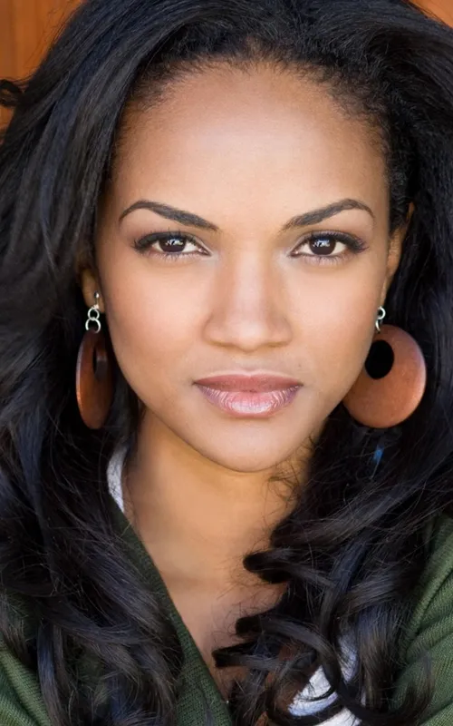 Mekia Cox
