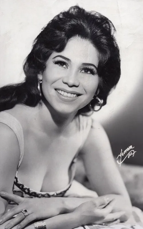 María Elena Velasco