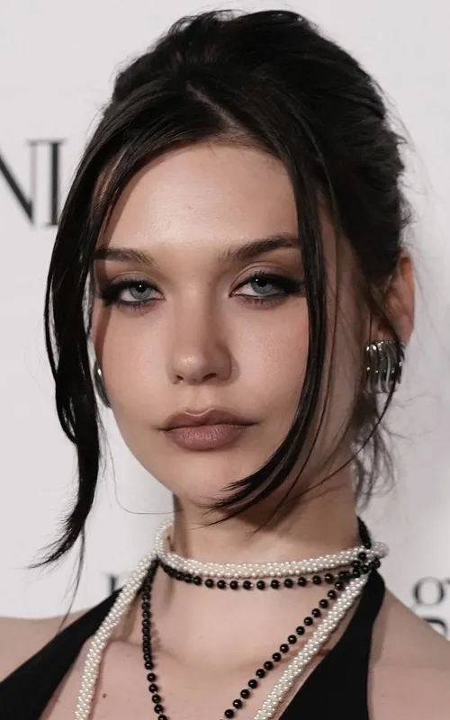 Amanda Steele