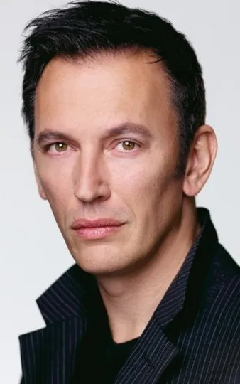 Steve Valentine