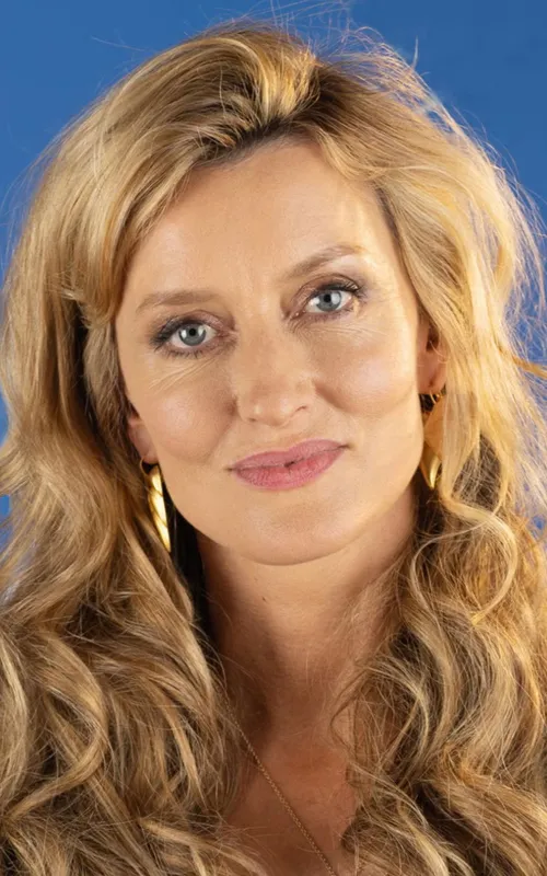 Natascha McElhone