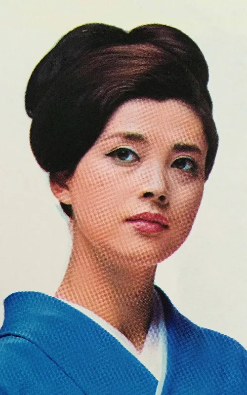 Mariko Okada