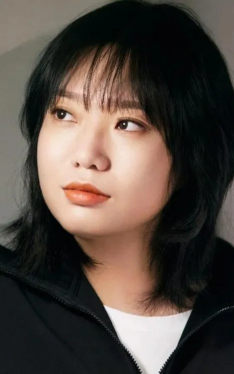 Li Xueqin