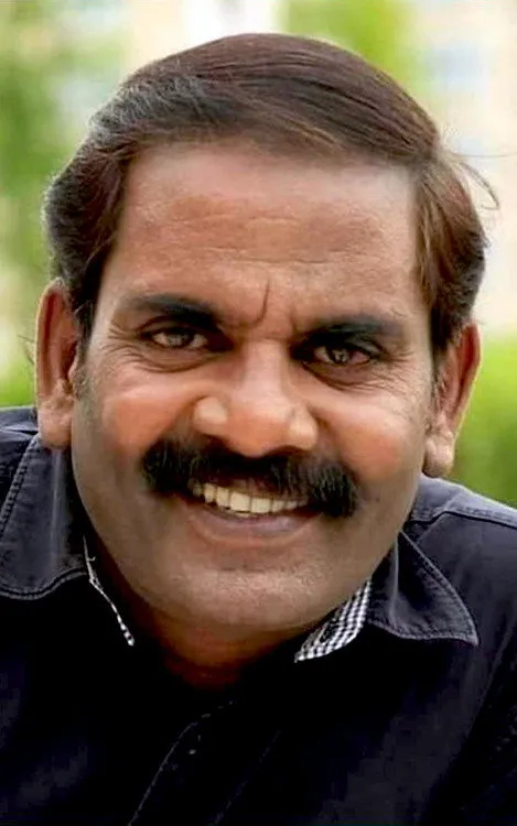 Maayi Sundar
