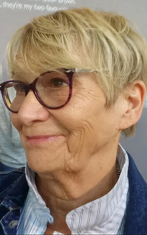Claire Lewis