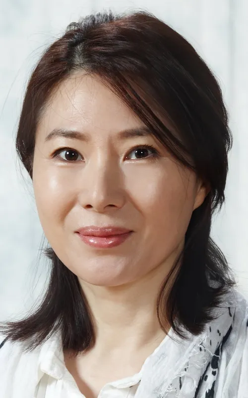 Hwang Young-hee