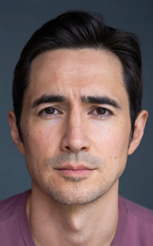 Alex Wyndham