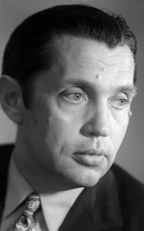 Robert Rozhdestvensky