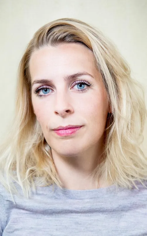 Sara Pascoe