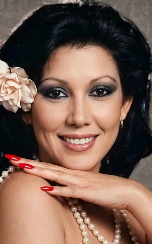 Julie Lee